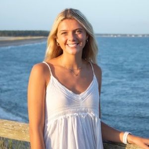 Meet your Posher, Clare